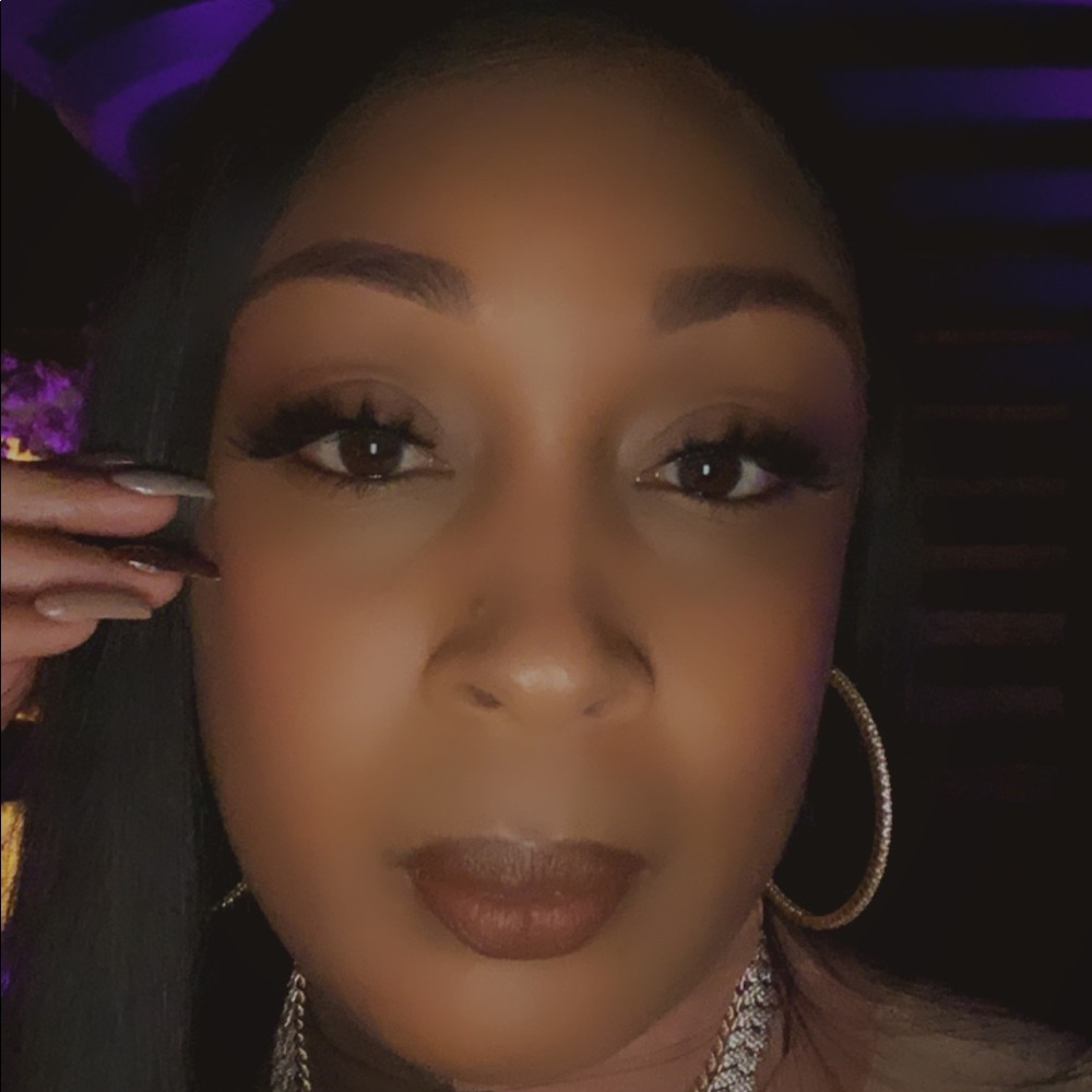 Meet your Posher, Talisha